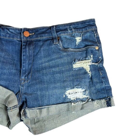 BlankNYC The Fulton Distressed Denim Shorts - Picture 3 of 7